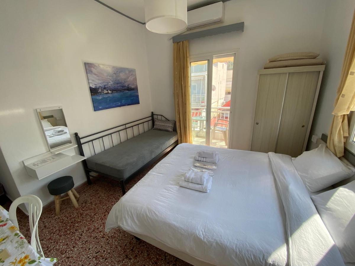 Sunset View Rooms Agia Triada  Exterior photo